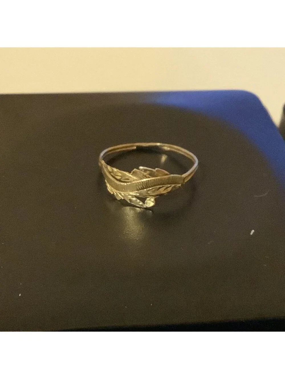 14k Solid Yellow Gold Size 6/7 Vintage Women’s Ring, 0.9g